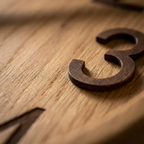 NordicOak | Vægur Skandinavisk - Trådløs Stille Træ