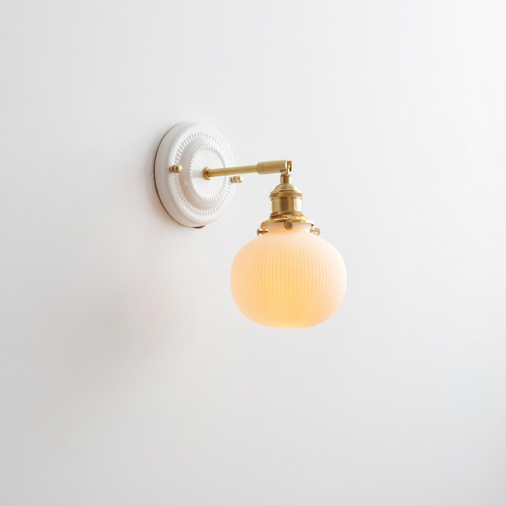 HyggeGlow | Væglampe Vintage – Keramik Messing E27