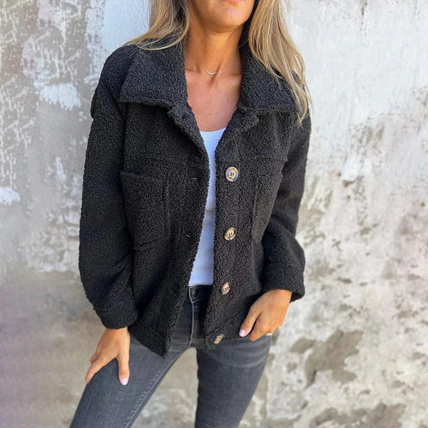 Regitze™ | Elegant Efterårsjakke & Blazer